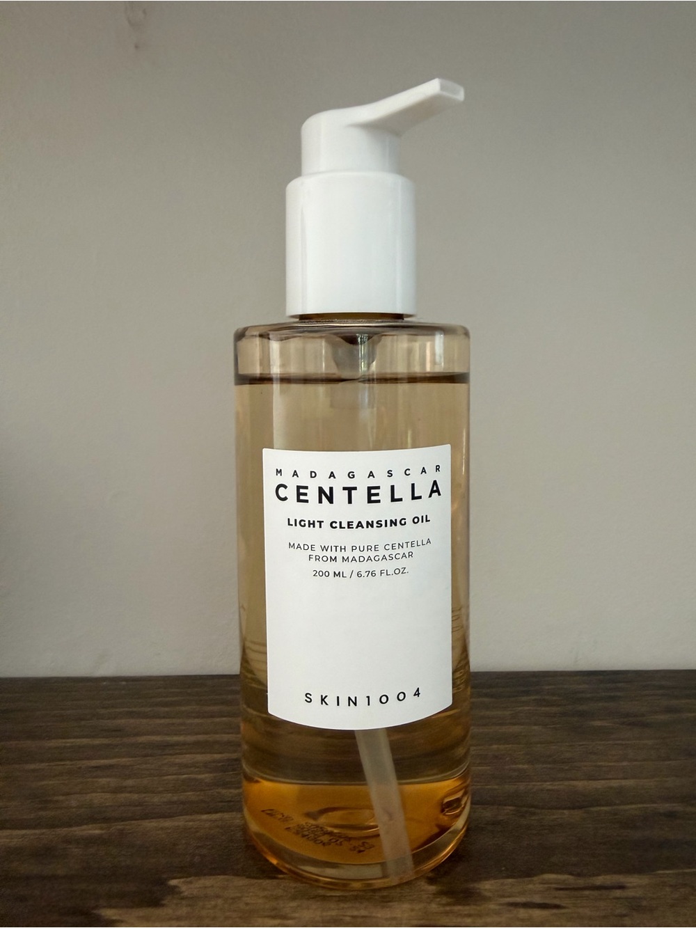 Madagascar Centella Light Cleansing Oil